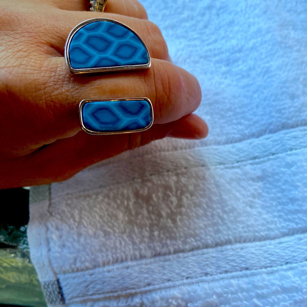 Jilzarah Double cocktail ring